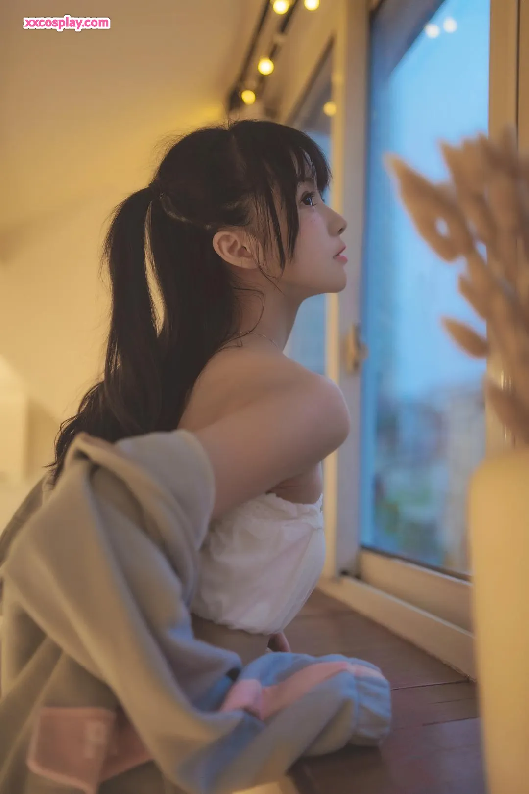 Yingtao Miao NO.115 - Shattered Stars